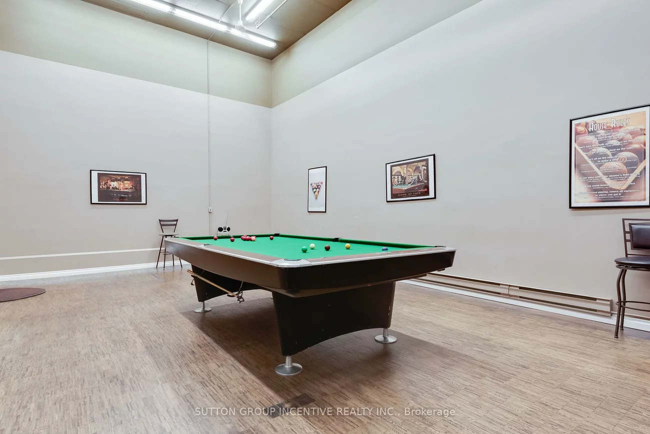 181, Collier, North Shore, Barrie