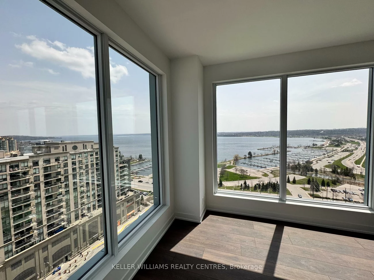 39, Mary, City Centre, Barrie