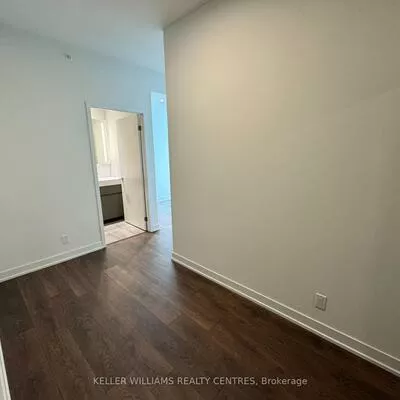 39, Mary, City Centre, Barrie