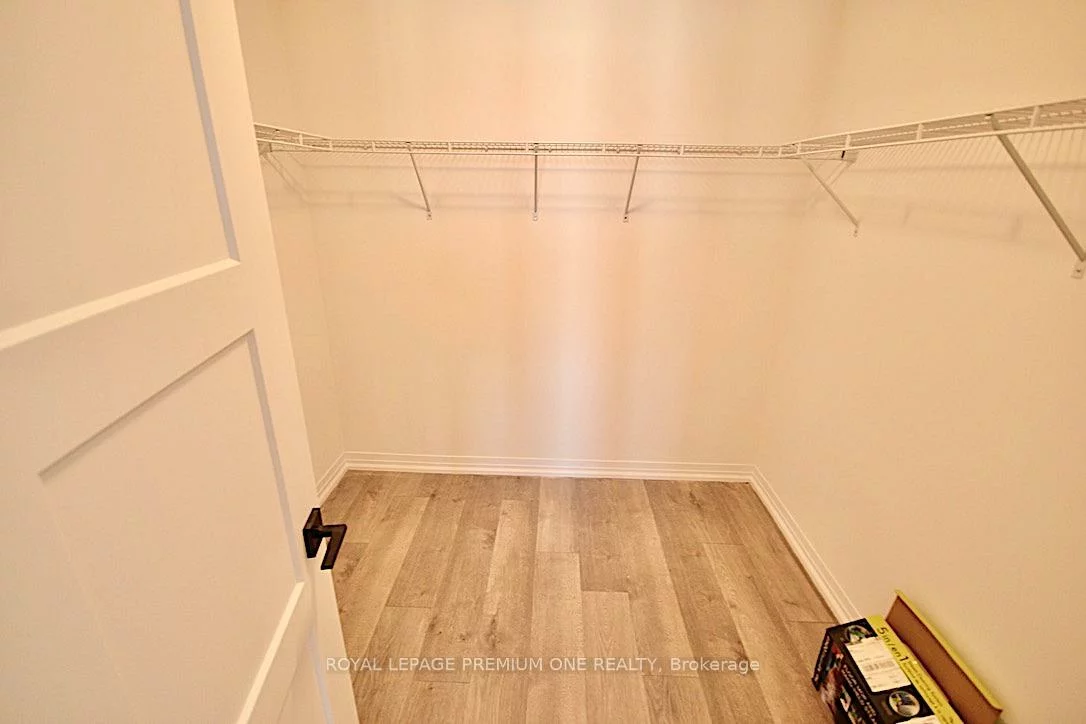 15, Kneeshaw, Rural Barrie Southeast, Barrie
