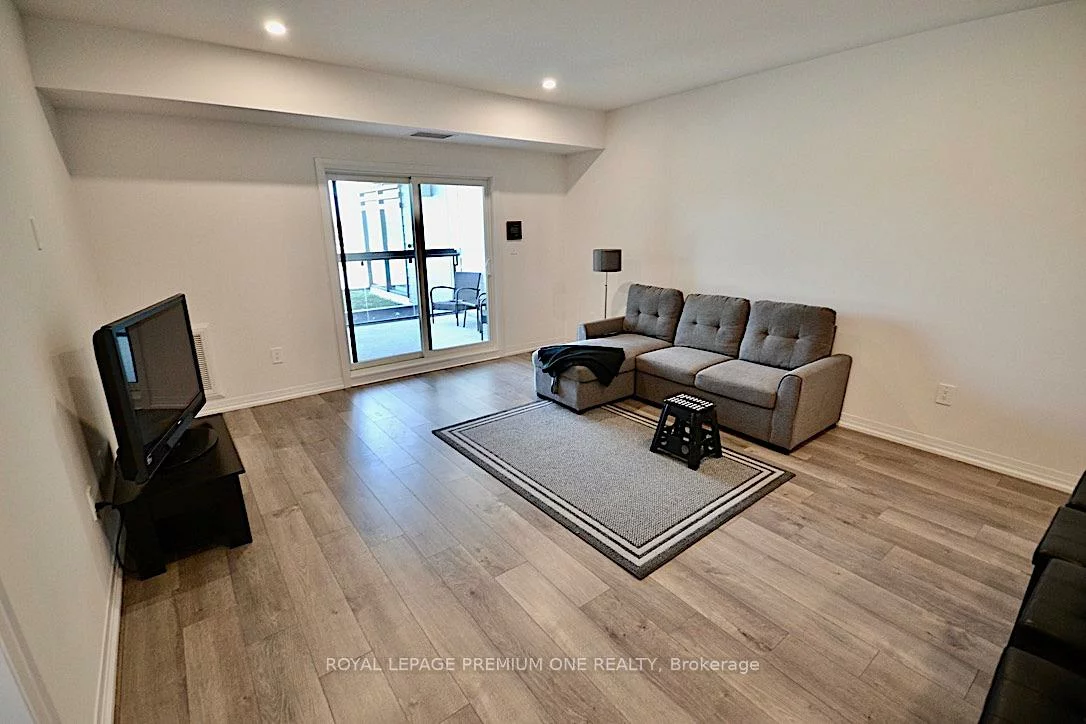 15, Kneeshaw, Rural Barrie Southeast, Barrie