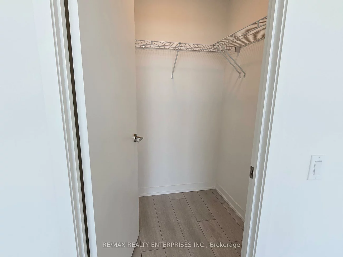 39, Mary, City Centre, Barrie