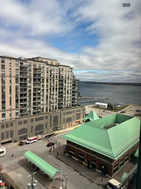 39, Mary, City Centre, Barrie