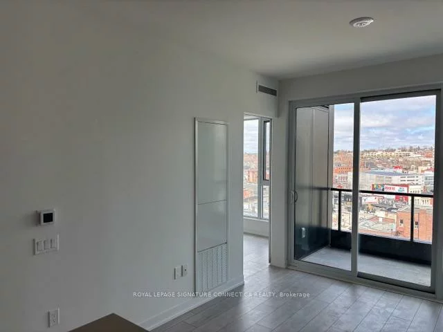39, Mary, City Centre, Barrie