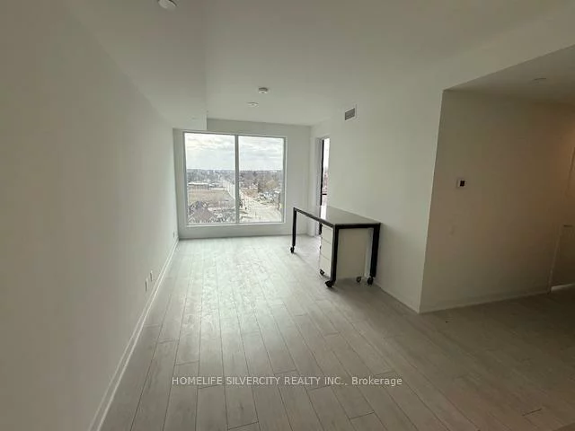 39, Mary, City Centre, Barrie