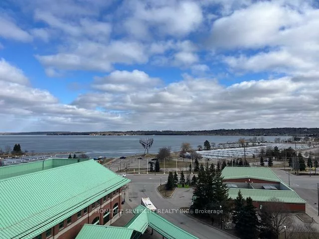 39, Mary, City Centre, Barrie
