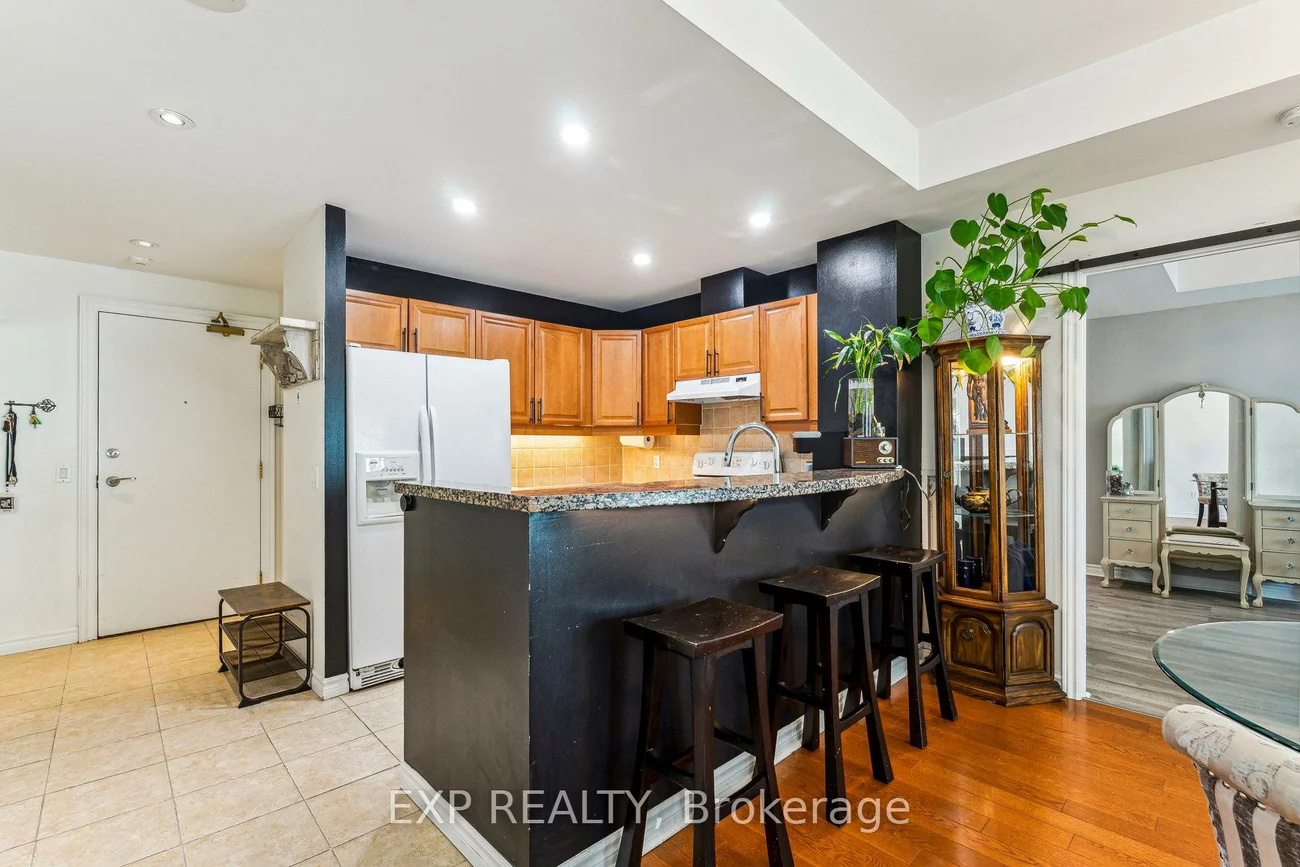 6, Toronto, City Centre, Barrie