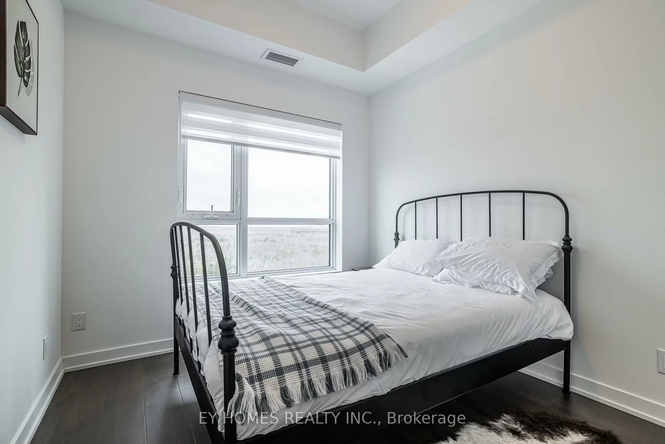56, Lakeside, Little Lake, Barrie