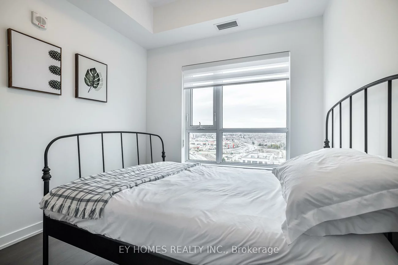 56, Lakeside, Little Lake, Barrie