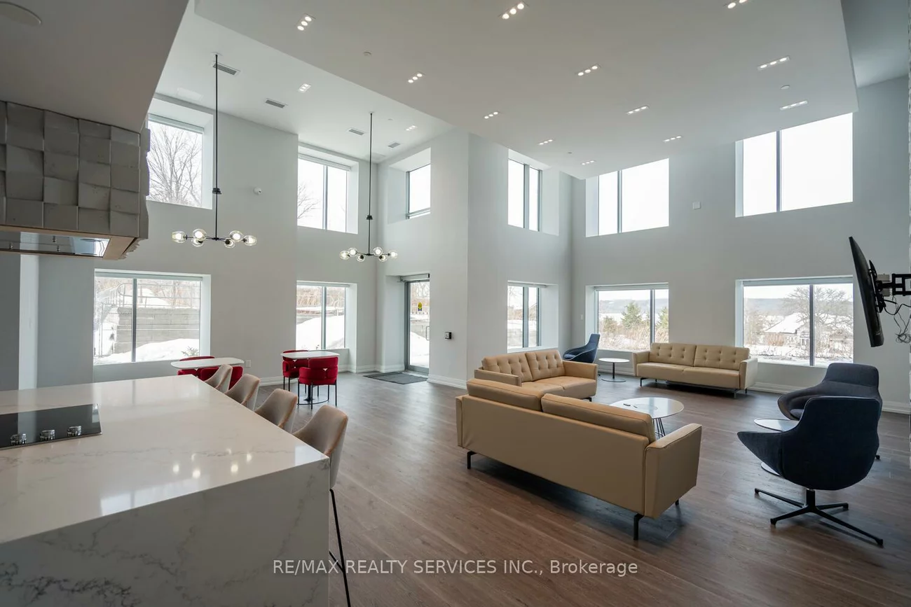 56, Lakeside, Little Lake, Barrie