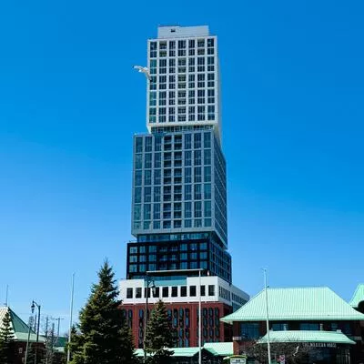 39, Mary, City Centre, Barrie