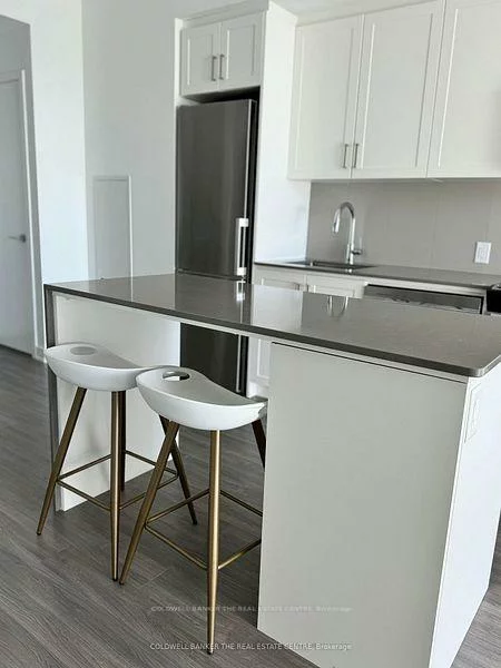 681, Yonge, Painswick South, Barrie