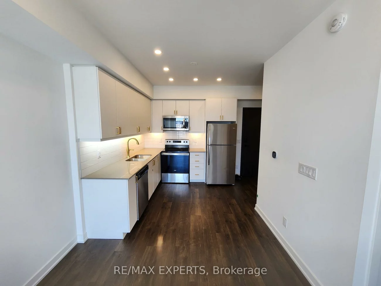 56, Lakeside, Little Lake, Barrie