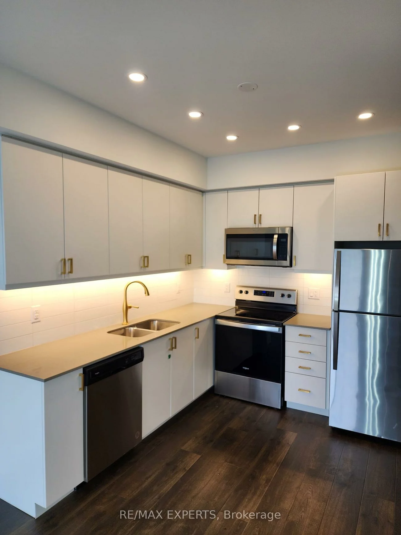 56, Lakeside, Little Lake, Barrie
