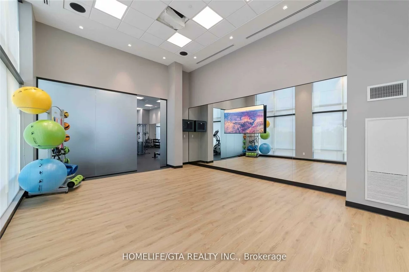 681, Yonge, Painswick South, Barrie