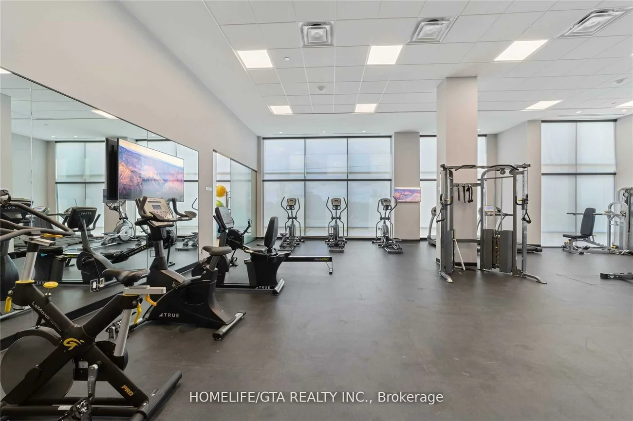 681, Yonge, Painswick South, Barrie