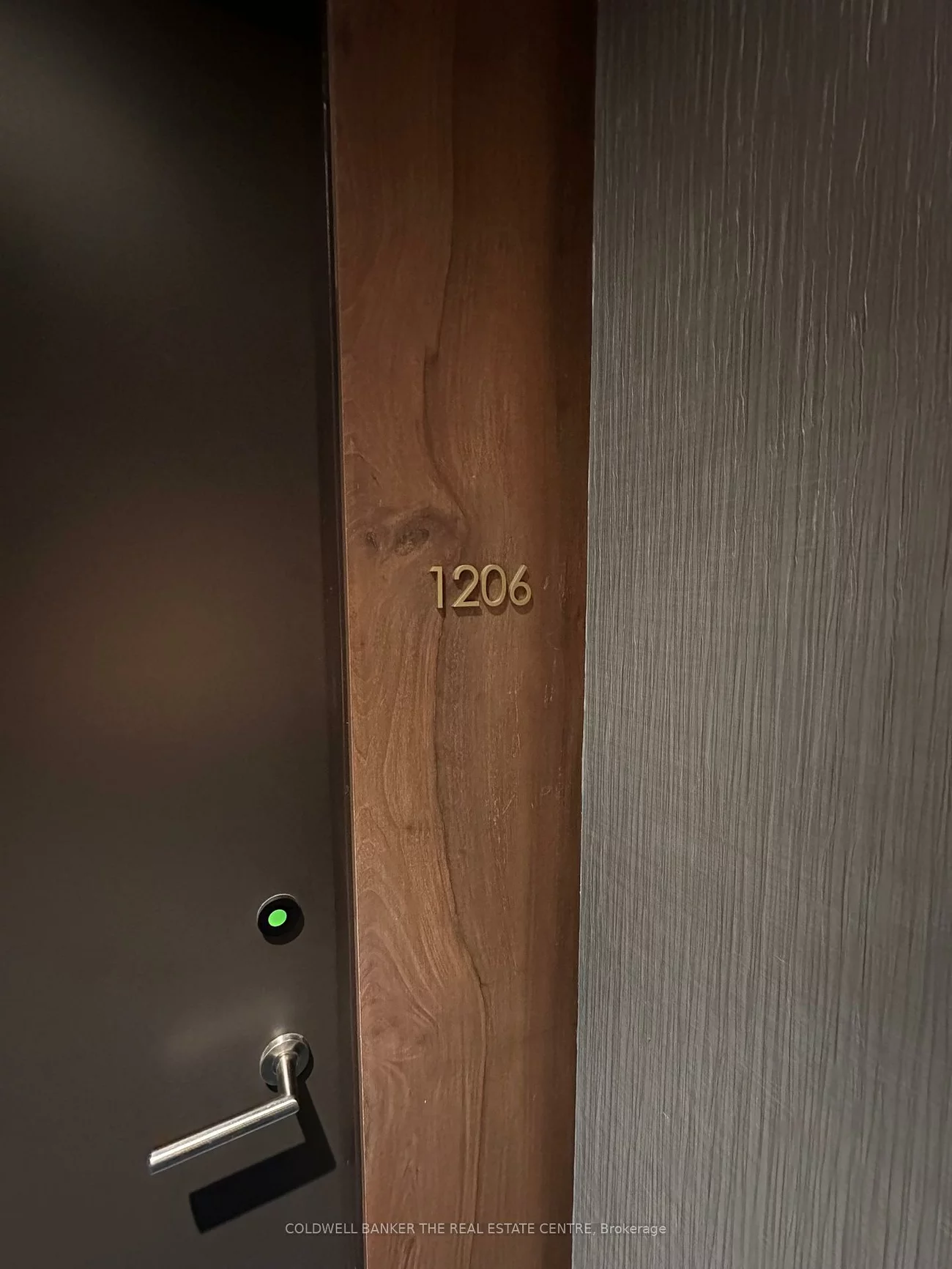 39, Mary, City Centre, Barrie