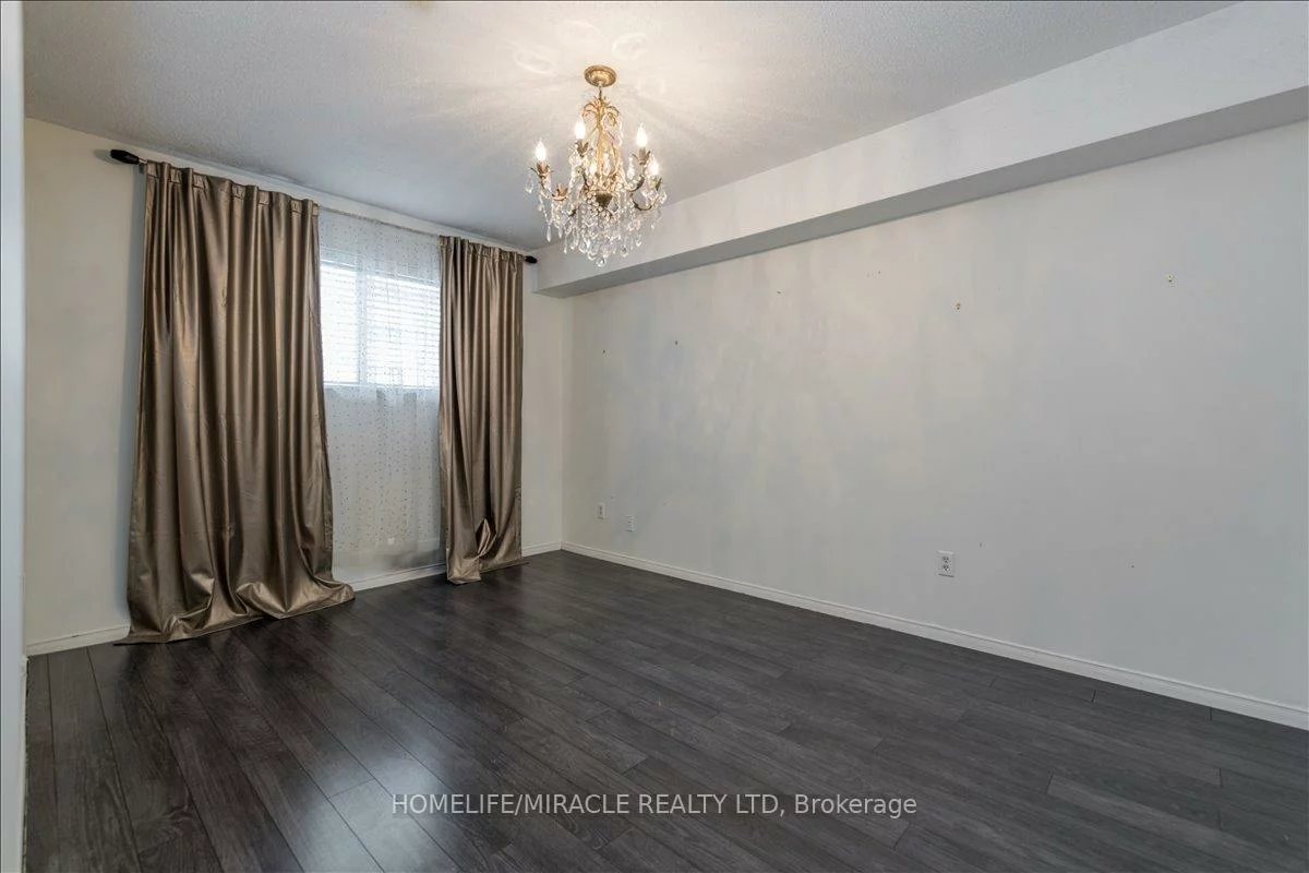 126, Bell Farm, Alliance, Barrie