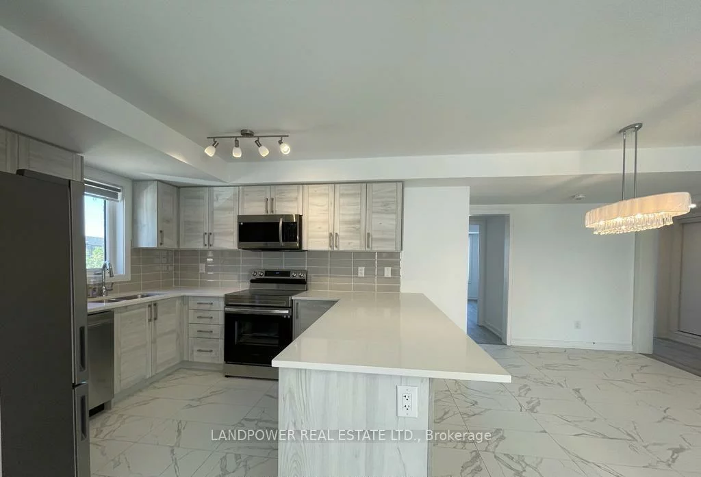 52, Appletree, Innis-Shore, Barrie