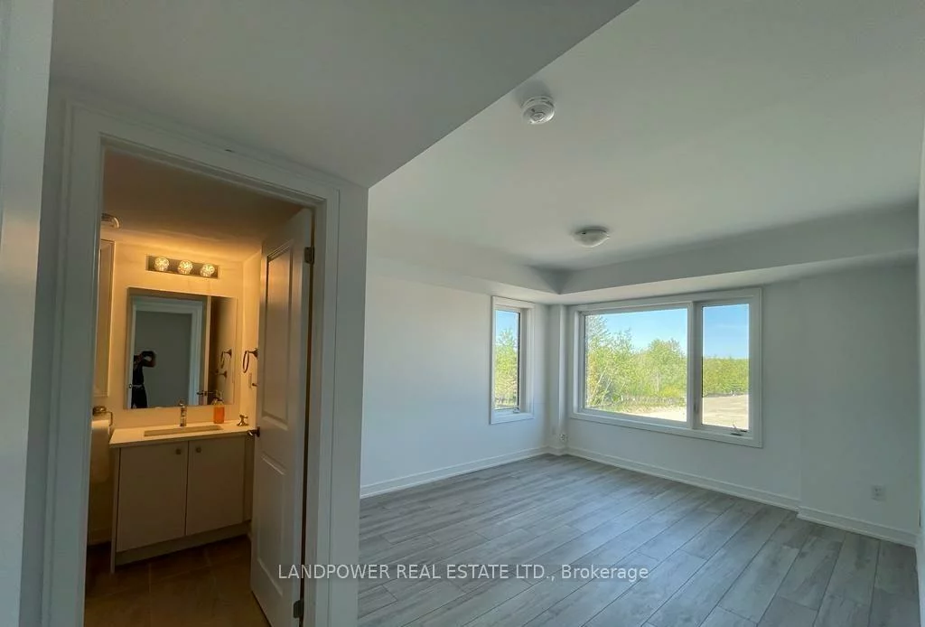 52, Appletree, Innis-Shore, Barrie