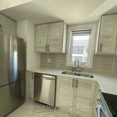 52, Appletree, Innis-Shore, Barrie