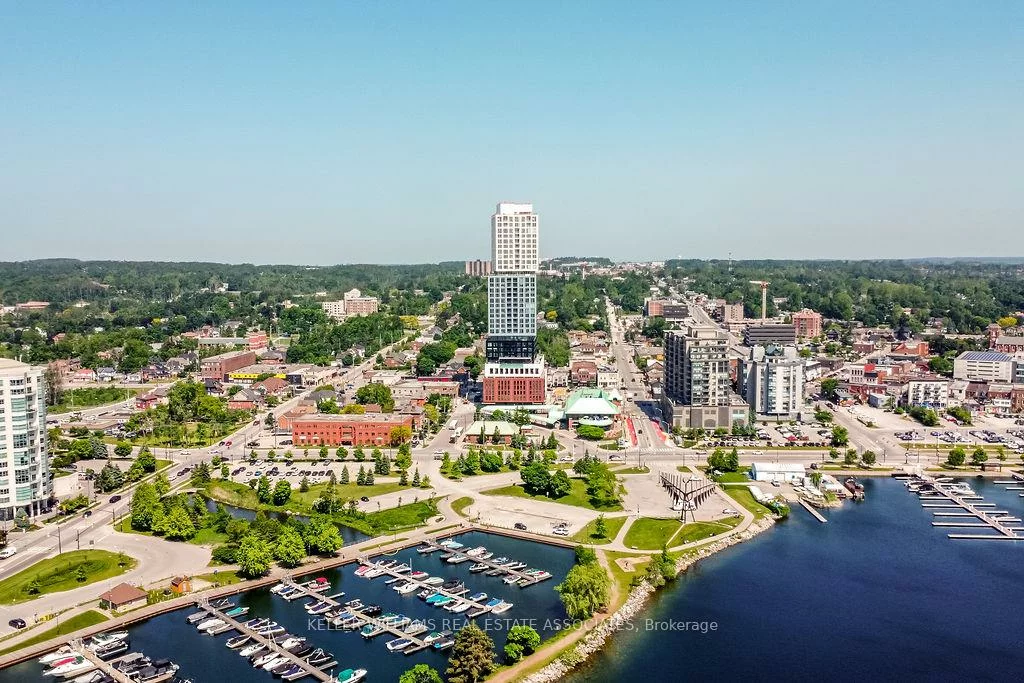 39, Mary, City Centre, Barrie