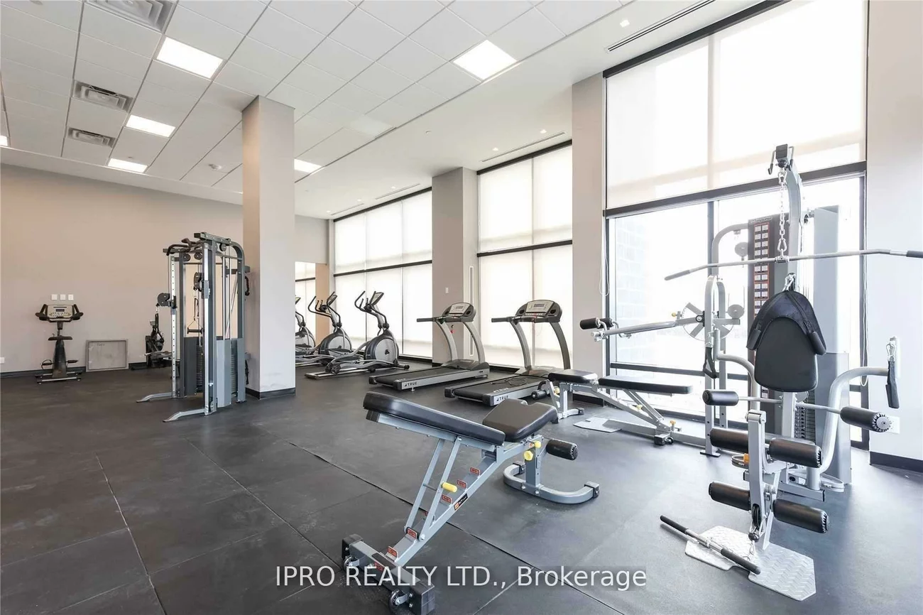 681, Yonge, Painswick South, Barrie