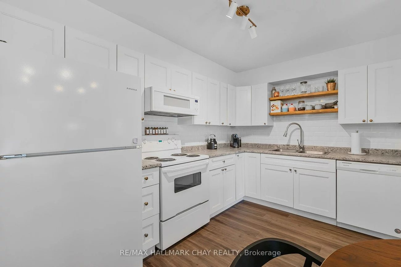 126, Bell Farm, Alliance, Barrie
