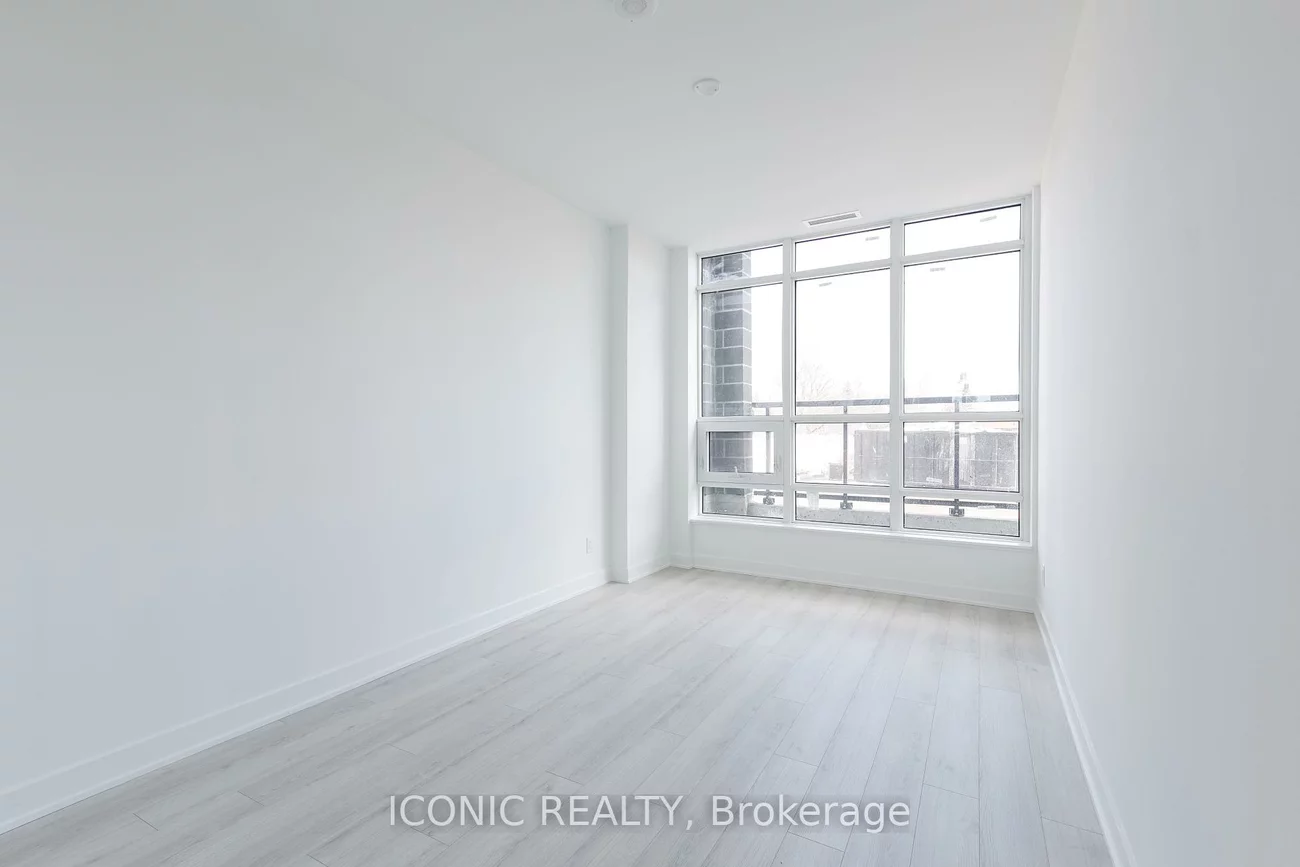 681, Yonge, Painswick South, Barrie