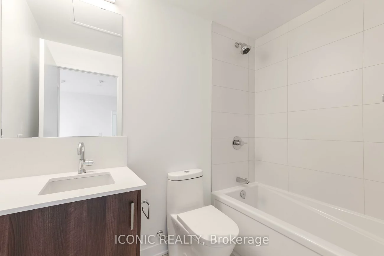 681, Yonge, Painswick South, Barrie