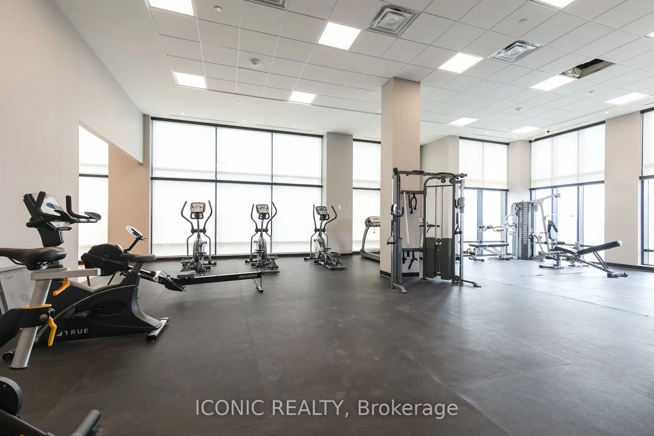 681, Yonge, Painswick South, Barrie