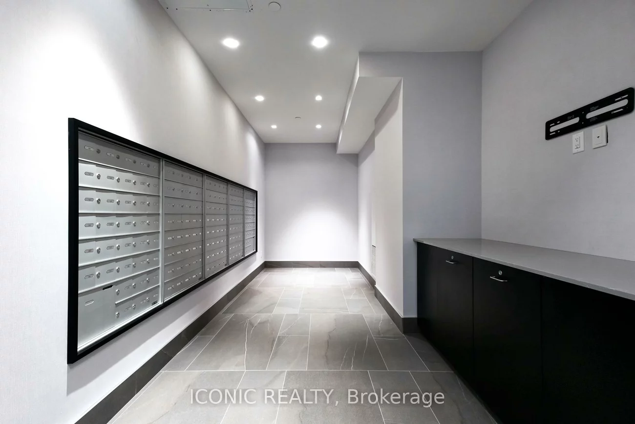 681, Yonge, Painswick South, Barrie
