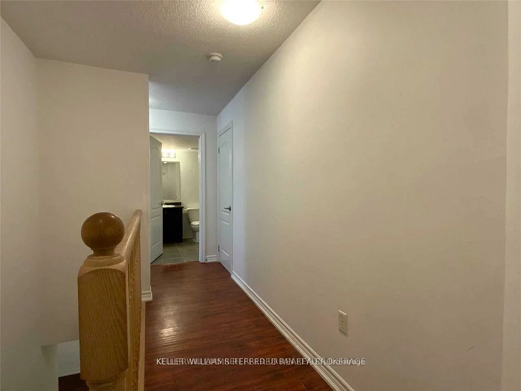25, Madelaine, Painswick South, Barrie