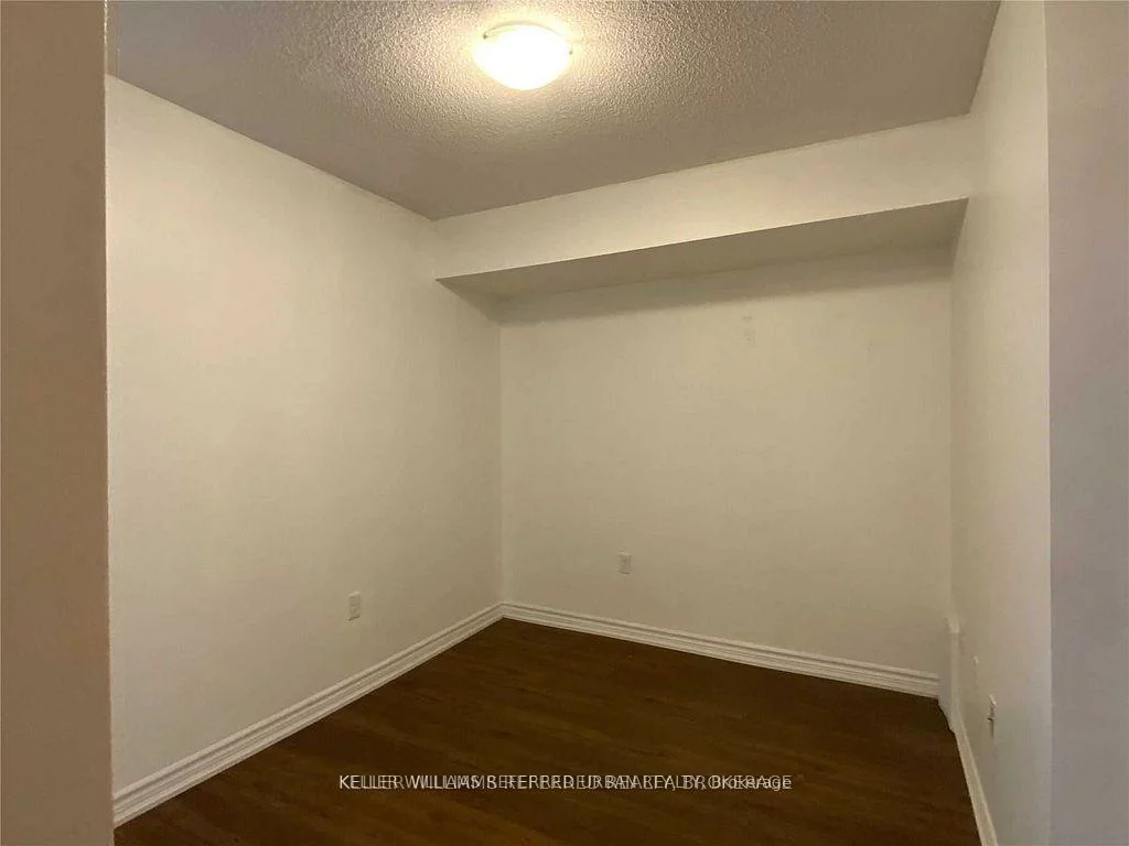 25, Madelaine, Painswick South, Barrie