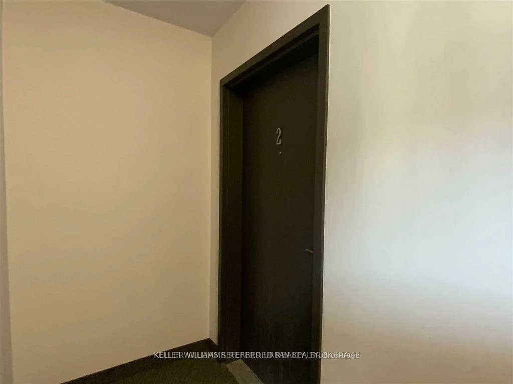 25, Madelaine, Painswick South, Barrie