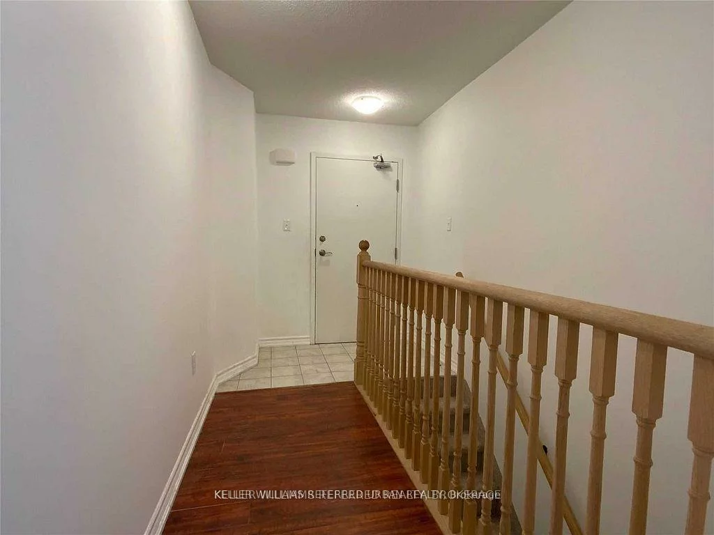 25, Madelaine, Painswick South, Barrie