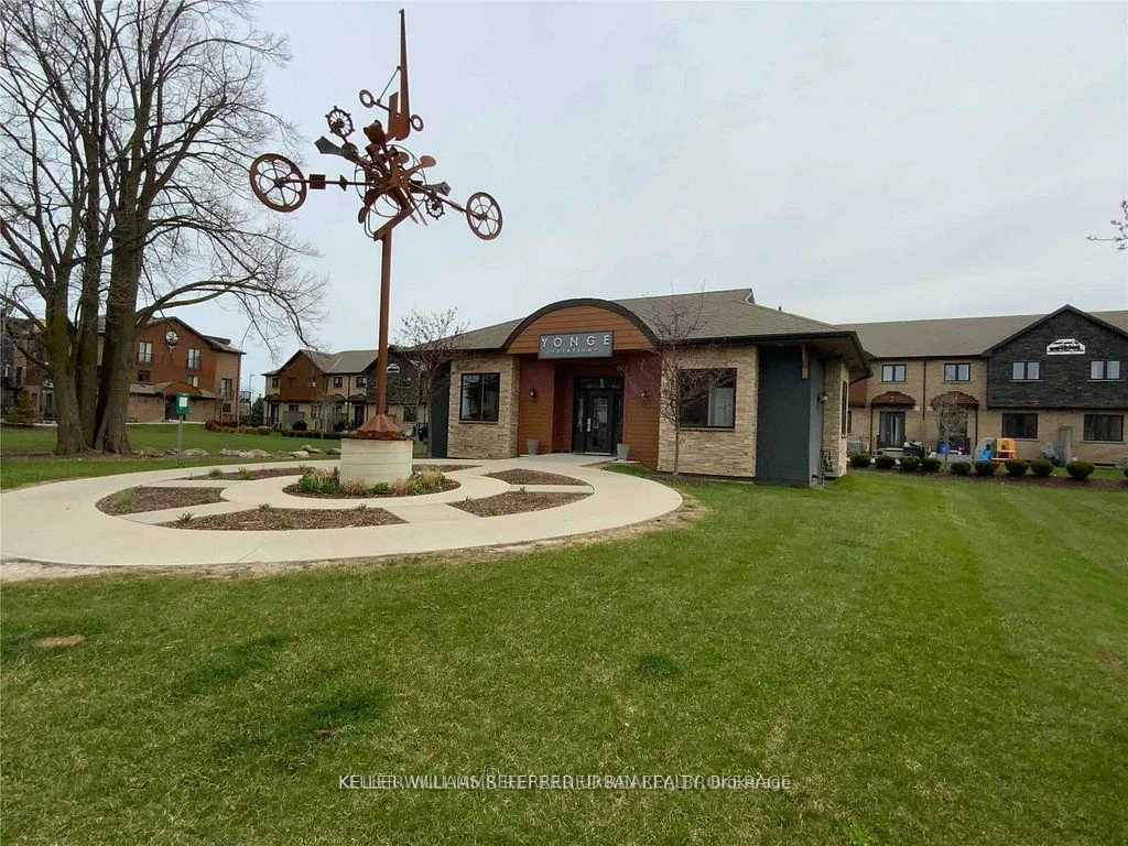 25, Madelaine, Painswick South, Barrie
