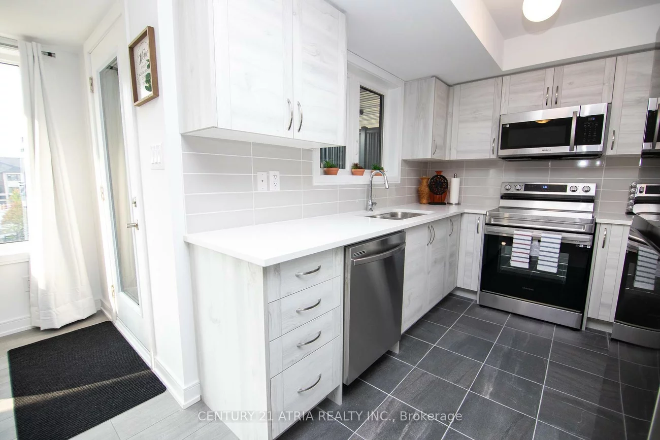 26, Magnolia, Innis-Shore, Barrie
