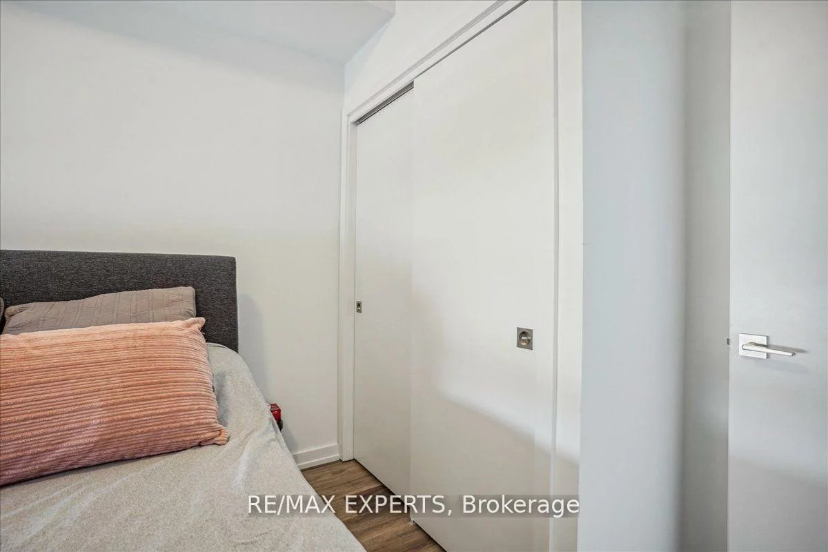 430, Essa, Holly, Barrie