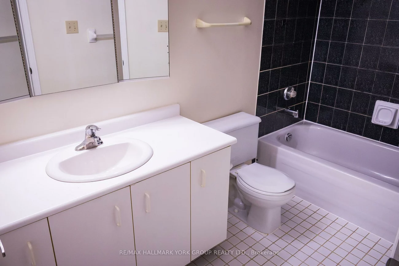 260, Leacock, Letitia Heights, Barrie