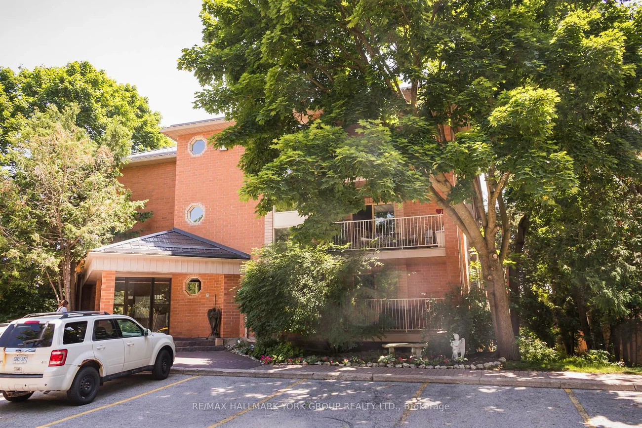 260, Leacock, Letitia Heights, Barrie