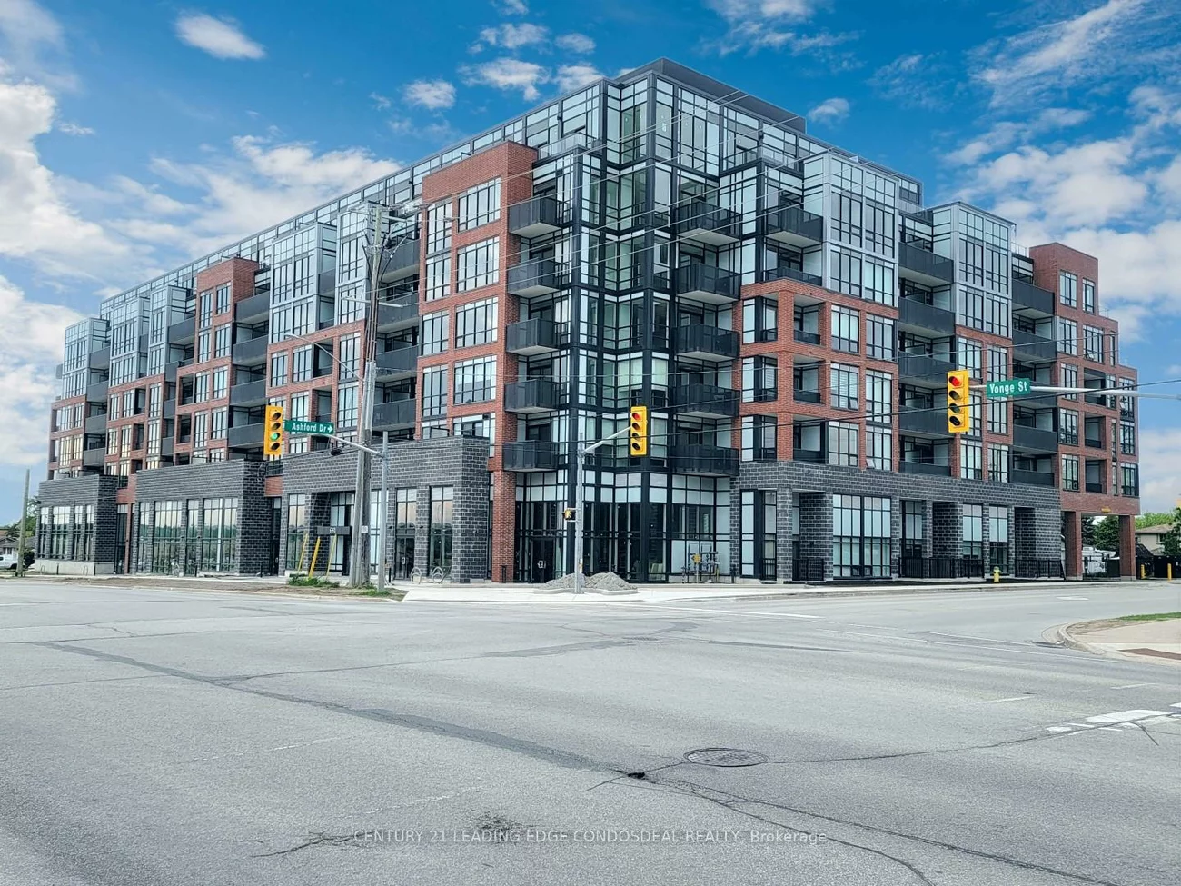 681, Yonge, Painswick South, Barrie