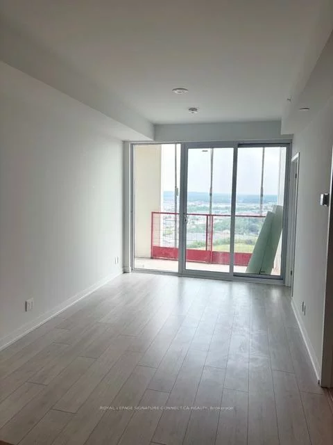 39, Mary, City Centre, Barrie