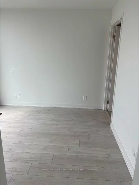 39, Mary, City Centre, Barrie