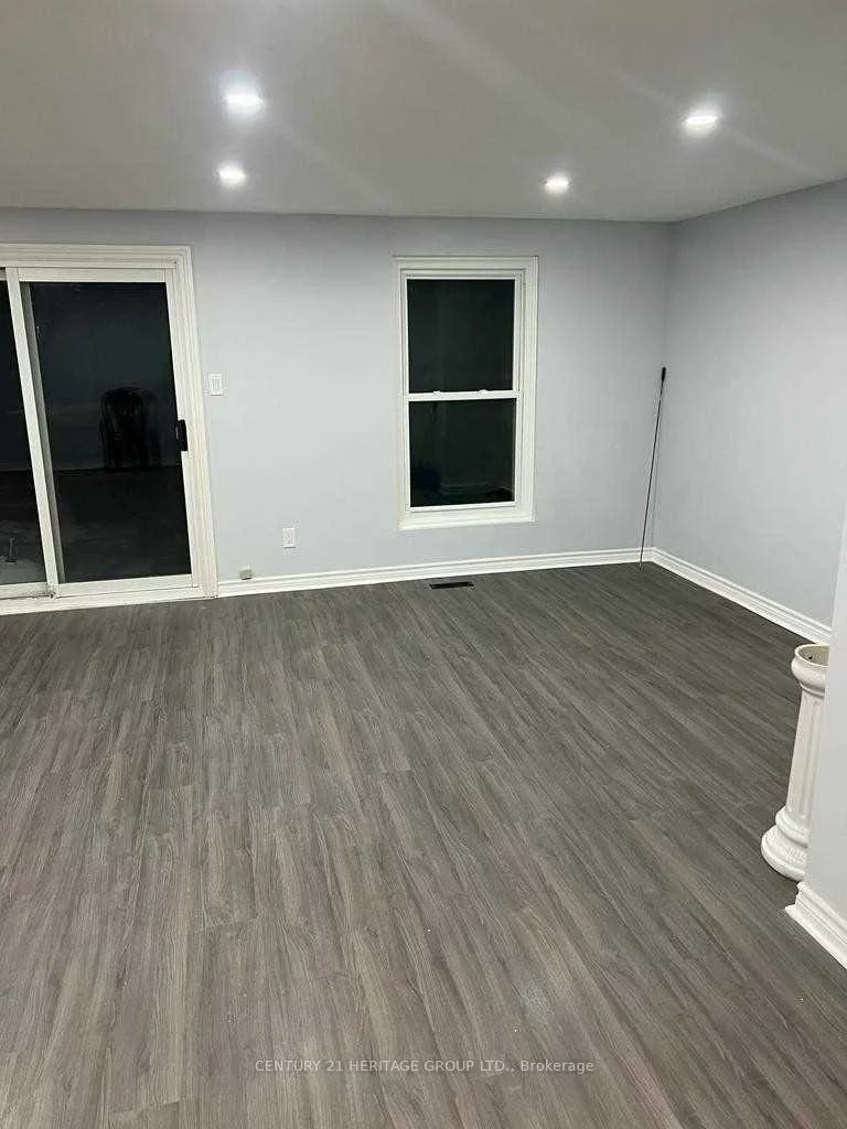 233, Innisfil, Allandale Centre, Barrie