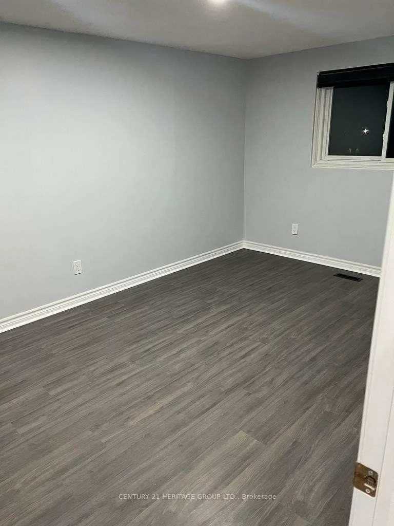 233, Innisfil, Allandale Centre, Barrie