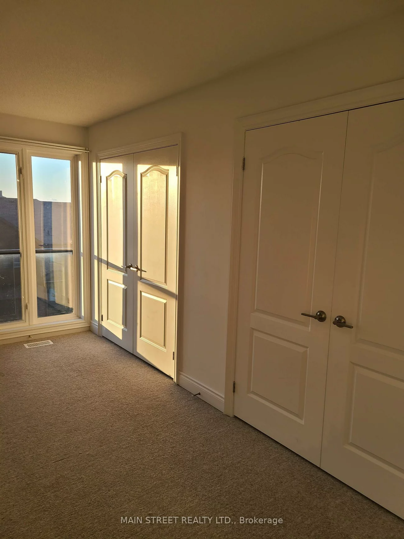 35, Madelaine, Painswick South, Barrie