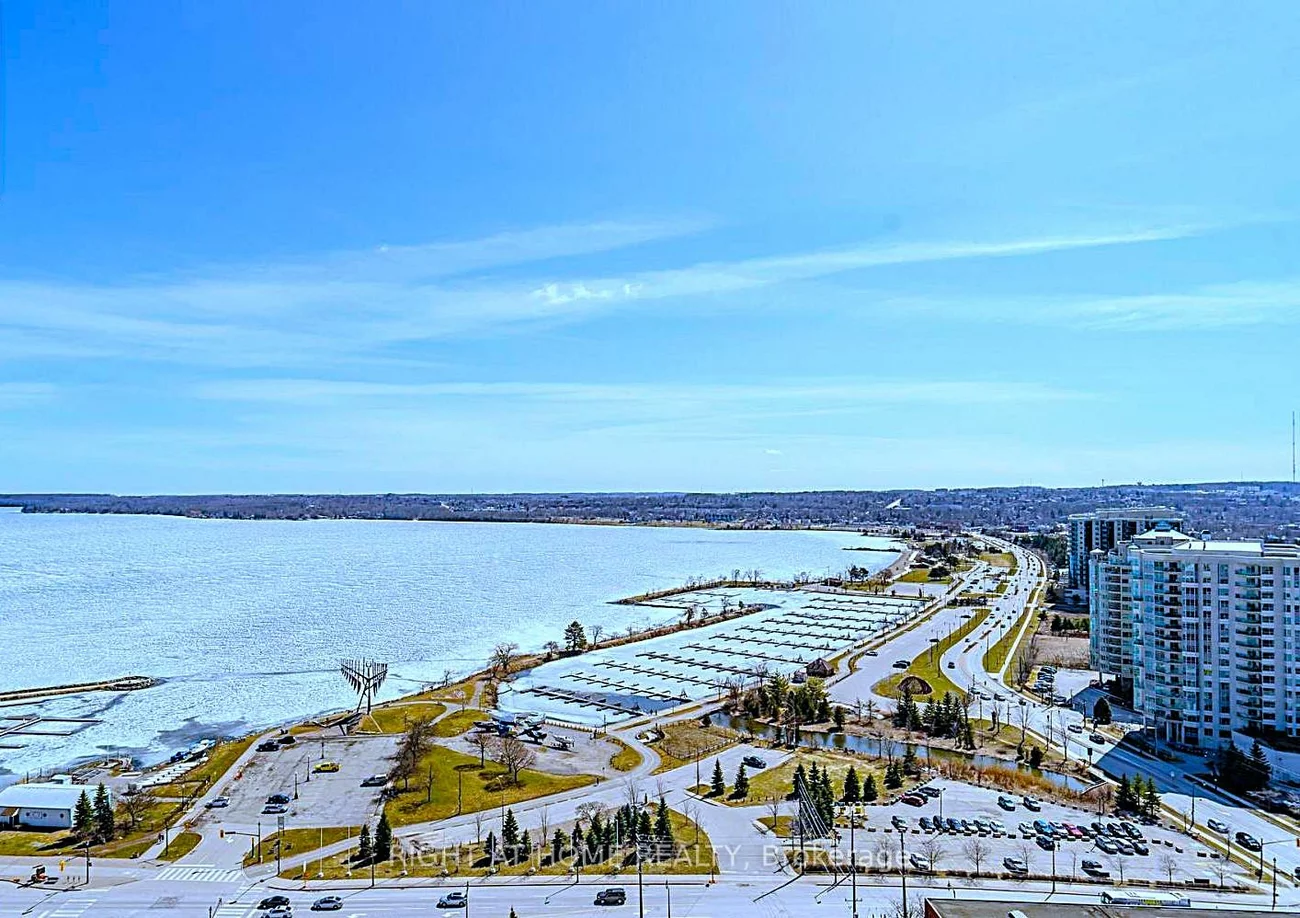 39, Mary, City Centre, Barrie