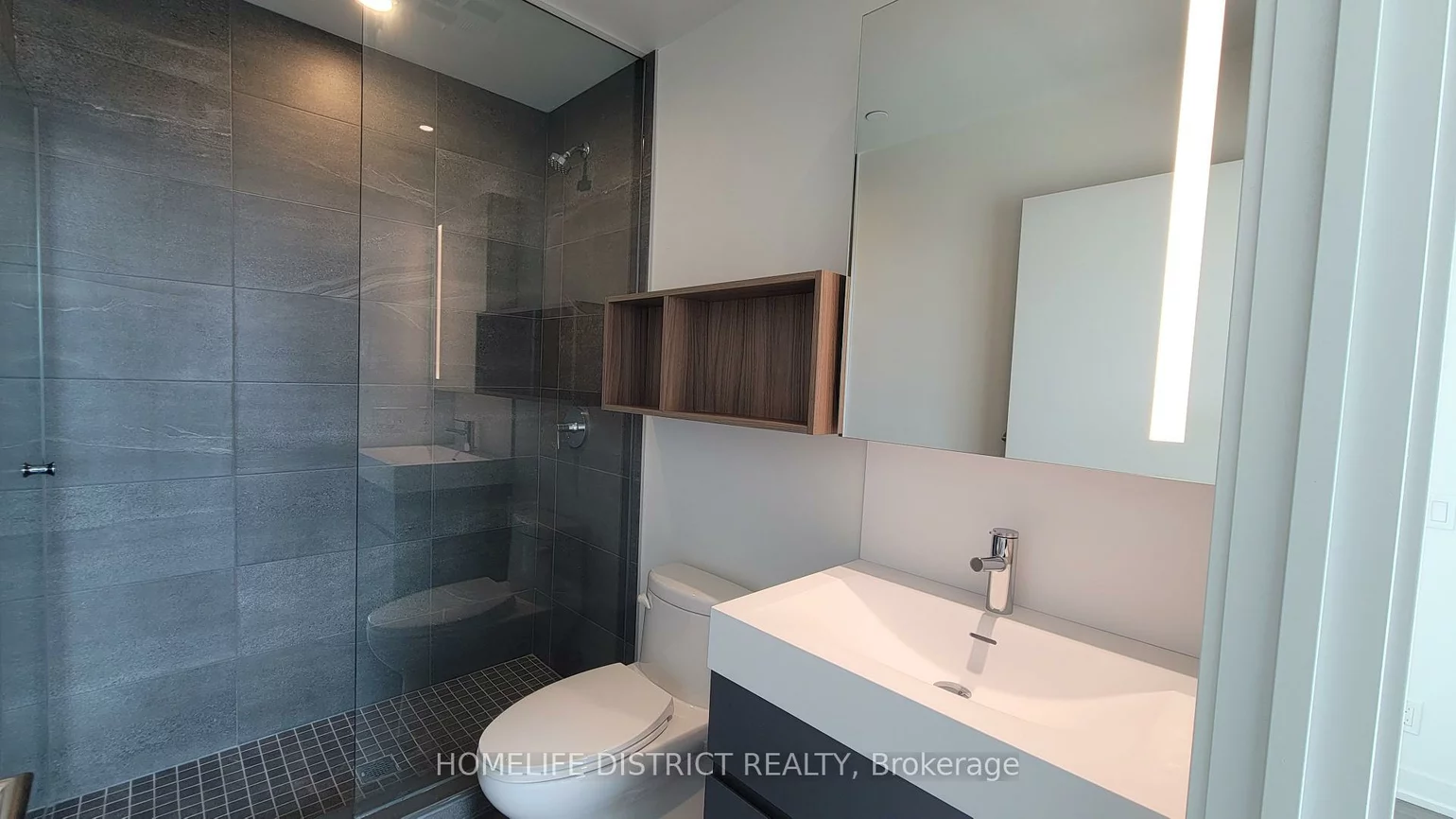 39, Mary, City Centre, Barrie