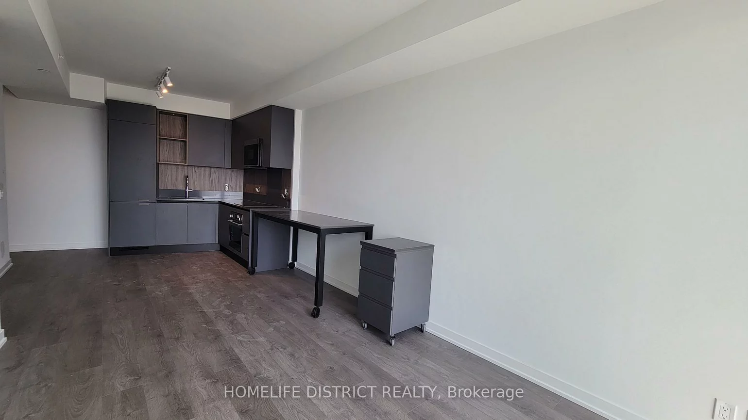 39, Mary, City Centre, Barrie